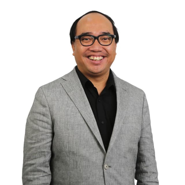 Dr. Saut Sagala