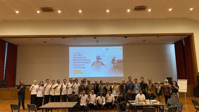 Strengthening Community Capacity for a Just Energy Transition in Probolinggo and West Lombok